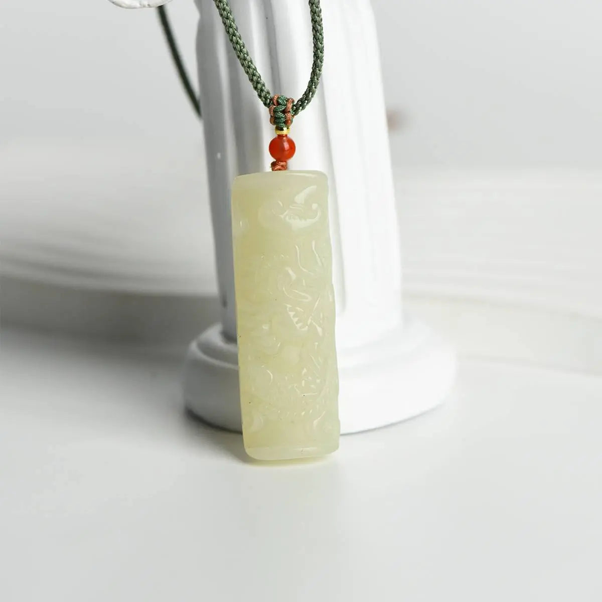 Laylao’s Pick · Hetian Jade Dragon Healing Pendant - Begonia L